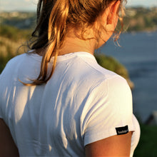 Last inn bildet i Galleri-visningsprogrammet, Bambus t-skjorte rund hals dame hvit
